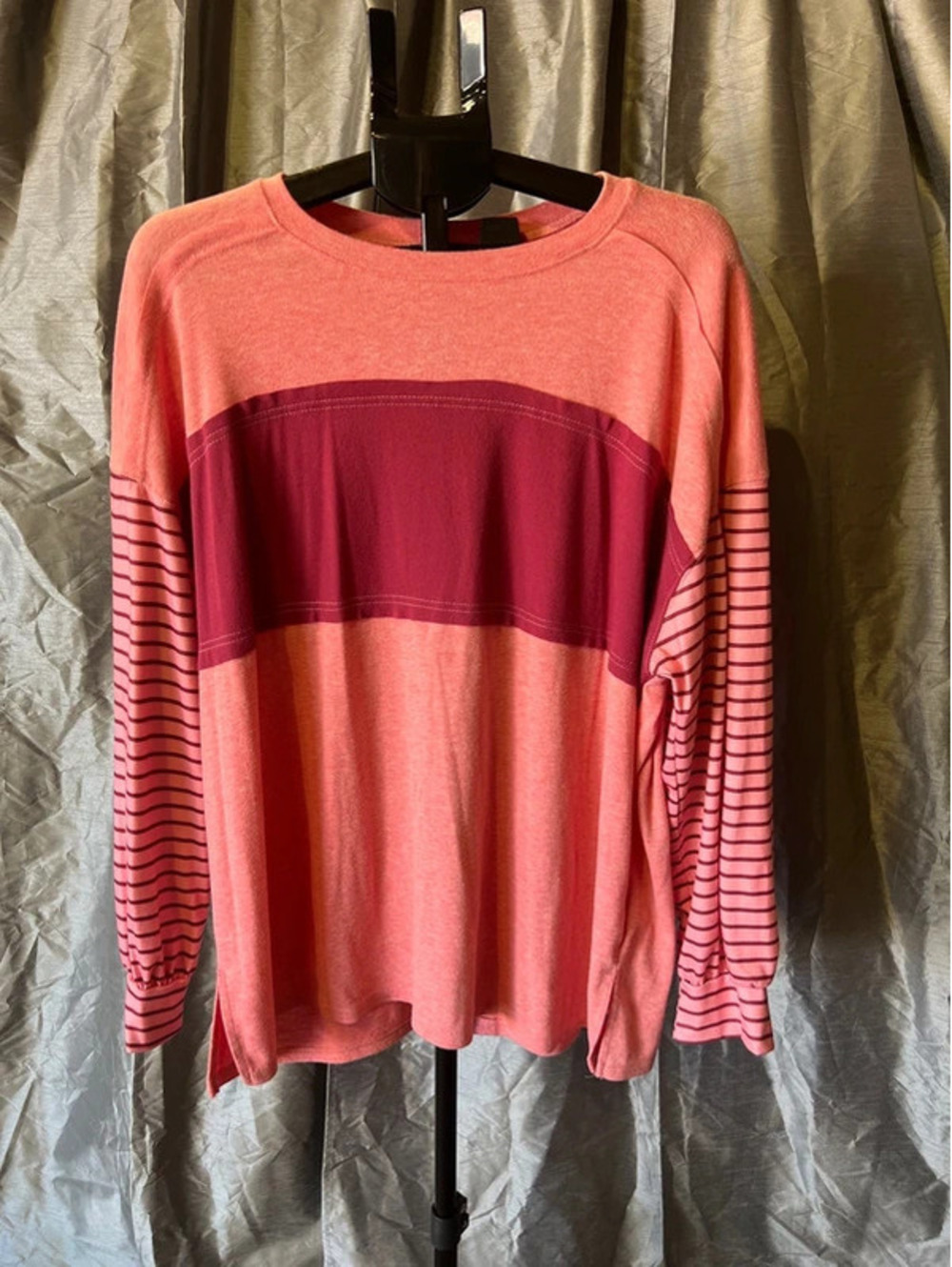 Unbranded Sz XL Long Sleeve Top